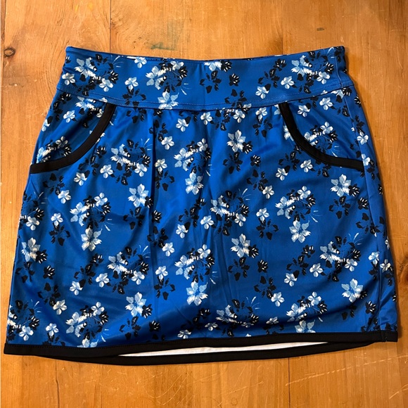 Women’s golf apparel bundle - Picture 1 of 16